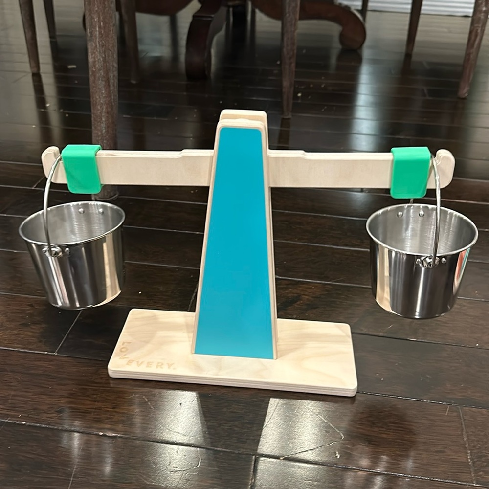 Wooden Balance Scale Learning Toy - Teal and Green